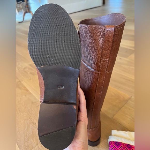 NWOT- Tory Burch Junction Boots- Brown Pebbled Leather - size 8.5M - Picture 9 of 16